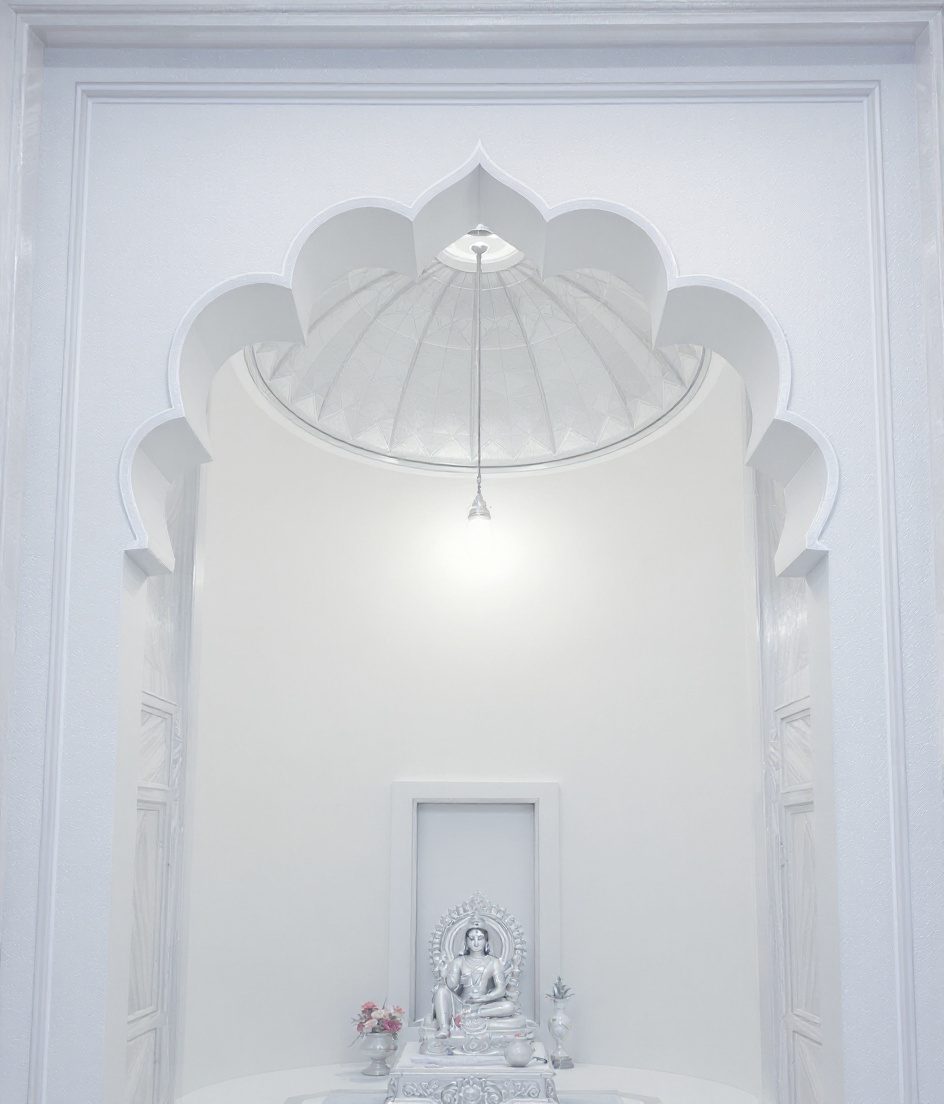 Pooja Room Dome Gold-Leaf Ceiling — White Modern